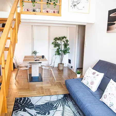 Grand T1 Proche Promenade Des *