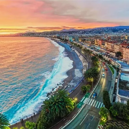 Grand T1 Proche Promenade Des Ницца